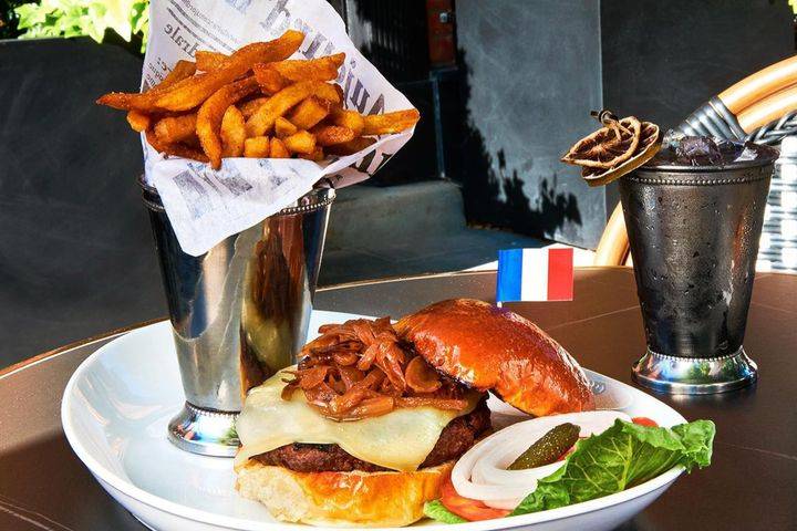 L'Avenue Restaurant